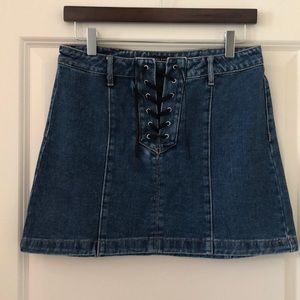 Kendall & Kylie Jean skirt
